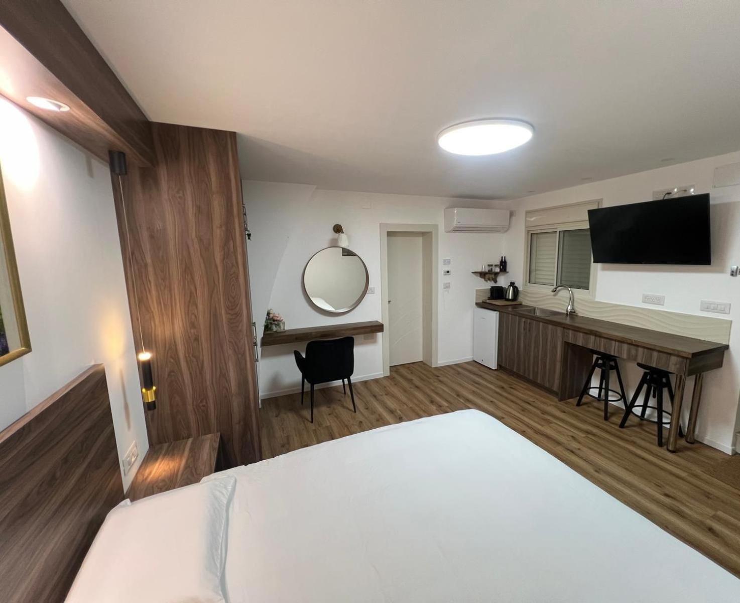 Johny'S Boutique Apartment Haifa Luaran gambar